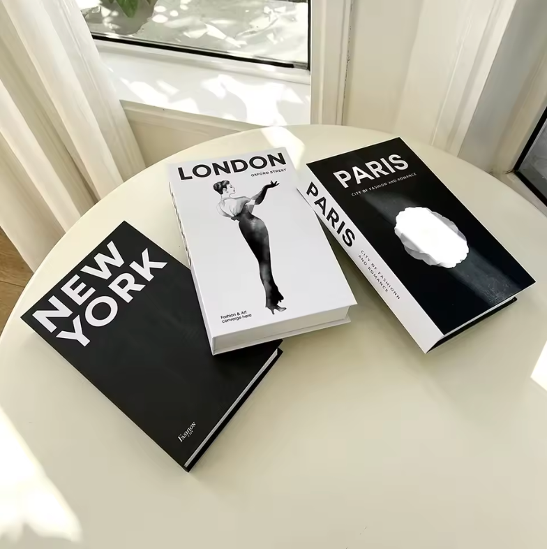 Livres décoratifs en lot de 3