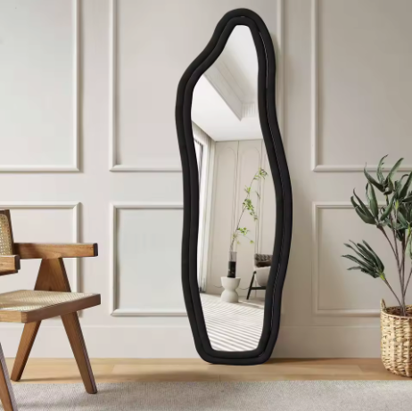 Miroir sur pied ondulé 140 x 45 cm