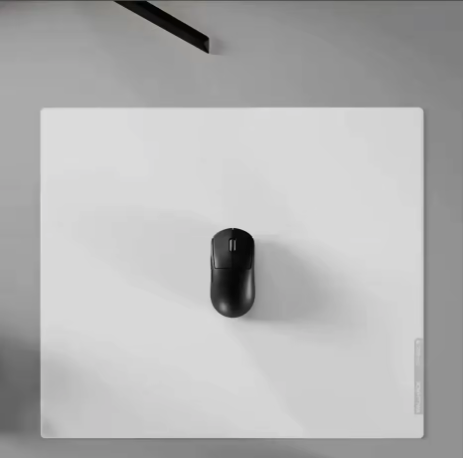 Tapis de souris en verre